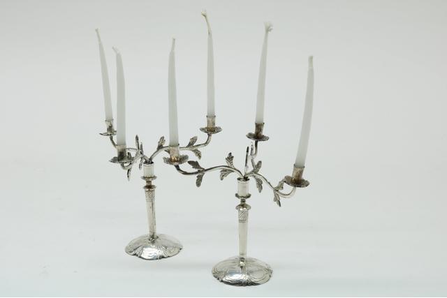 Miniatuur zilveren kandelaars